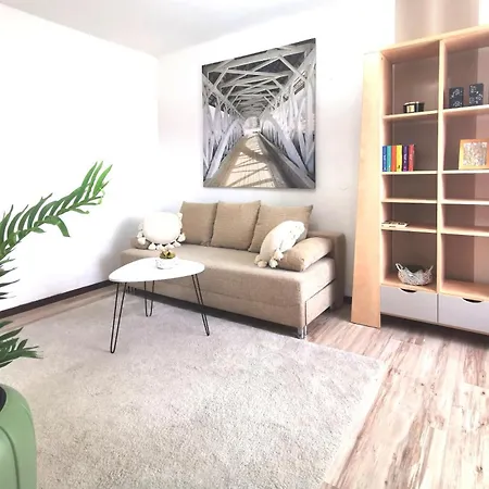 Chillout Pod Gora Zamkowa Апартаменты *